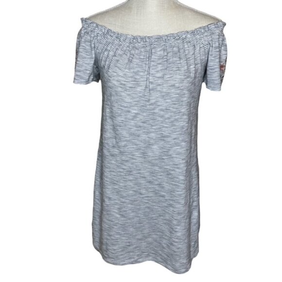 ABERCROMBIE & FITCH Off the Shoulder Embroidered Dress - Size XS - Picture 2 of 6